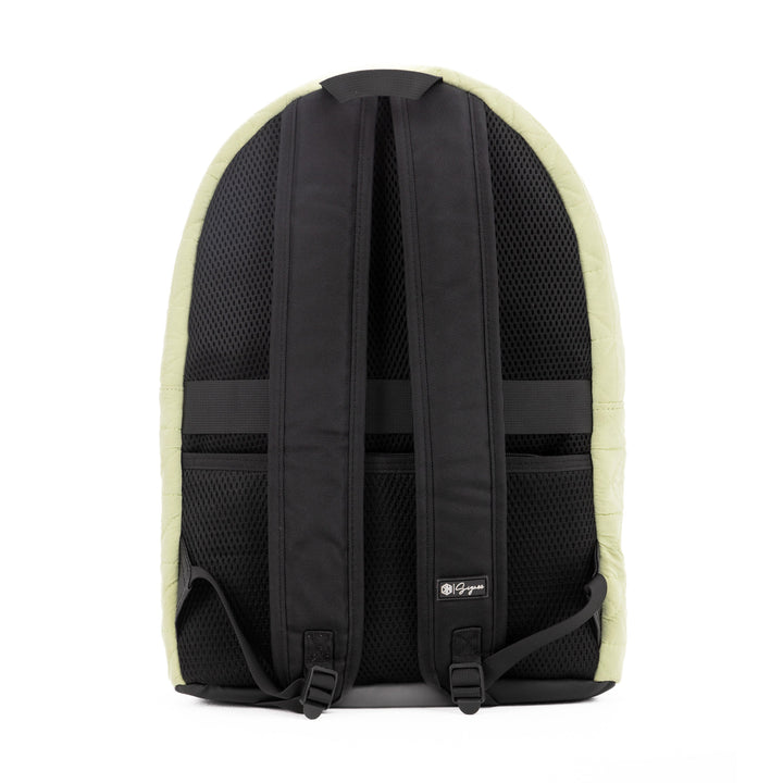 KM Signee Backpack VoyagePorter – Epic Edge Lifestyle & Travel Backpack (Pavalova)