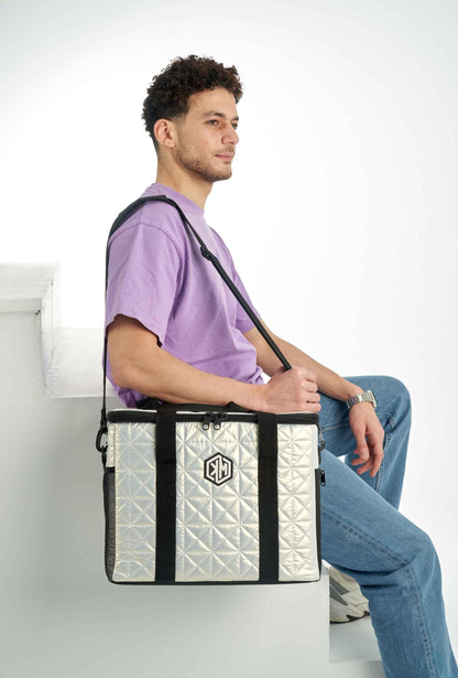White Pearls Thermal Bag by KM Signee – insulated hot and cold lunch bag, image 5 of 9